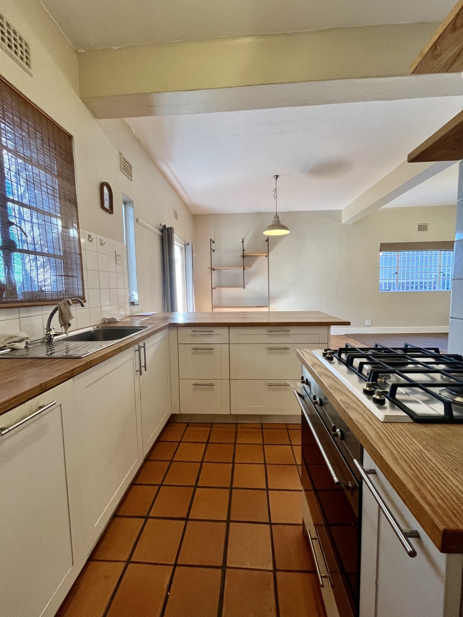 To Let 2 Bedroom Property for Rent in Gardens Western Cape